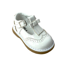 Load image into Gallery viewer, White Brogue Tassel Shoes - Infant 3 To 8
