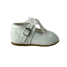 Load image into Gallery viewer, White Melia Bow Shoes - Infant 3 To 8
