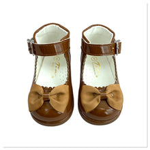 Load image into Gallery viewer, Brown Tia Patent Bow Shoes - Infant 3 To 10
