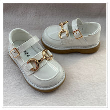 Load image into Gallery viewer, White Cece Shoes - Infant 3 To 8
