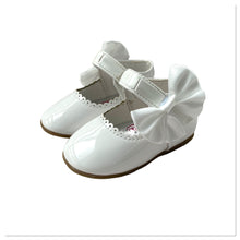 Load image into Gallery viewer, White Melia Side Ribbon Bow Shoes - Infant 3 To 8
