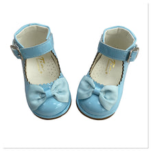 Load image into Gallery viewer, Baby Blue Tia Patent Bow Shoes - Junior 10 Only (LAST ONE)
