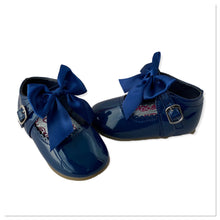 Load image into Gallery viewer, Navy Melia Bow Shoes - Infant 3 To 8
